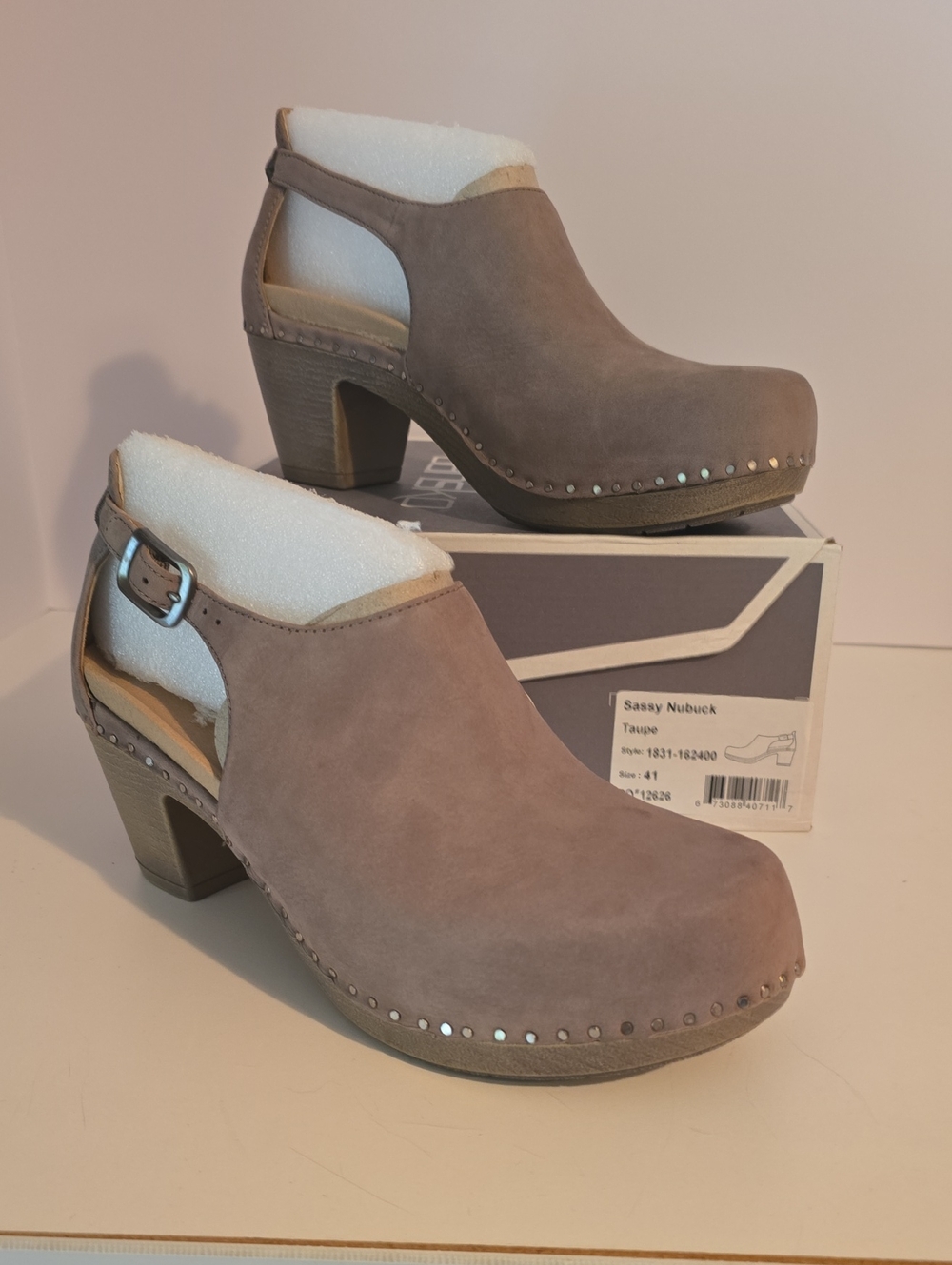Dansko Taupe Nubuck Heeled Clog with Buckle Strap Size EU 41 Brand New